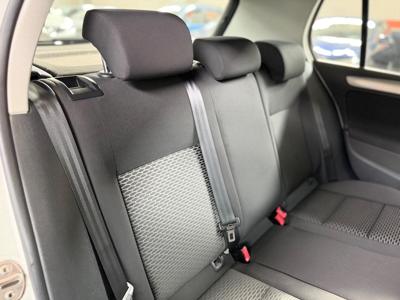 Volkswagen Golf 1.6 TDI DPF 5p. Comfortline Neopatentati