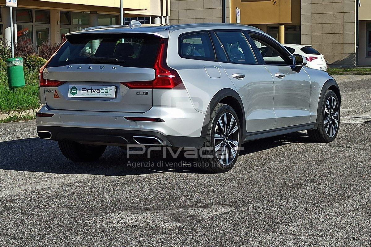 VOLVO V60 Cross Country D4 AWD Geartronic Pro