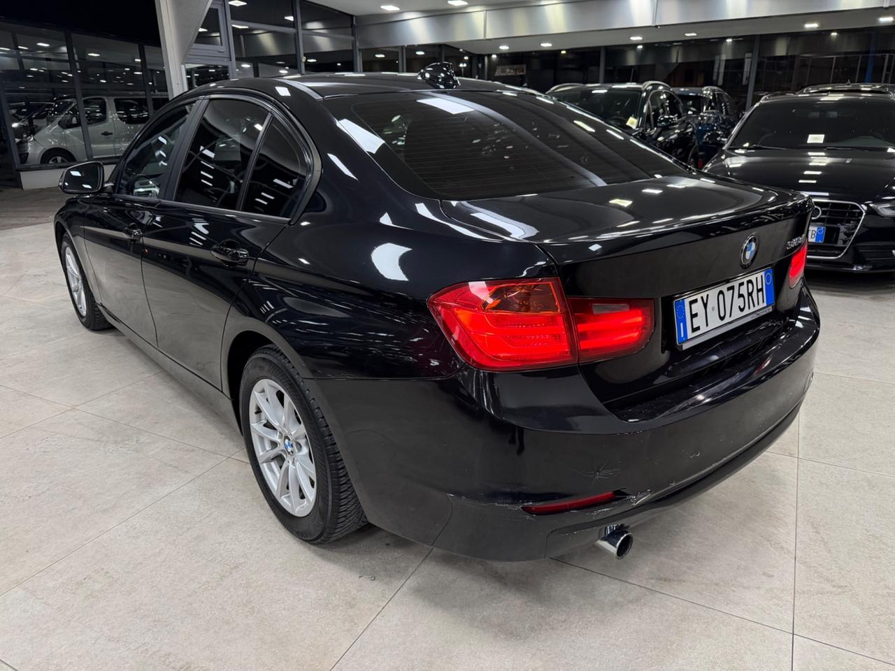 Bmw 318 d AUTOMATICO 2015