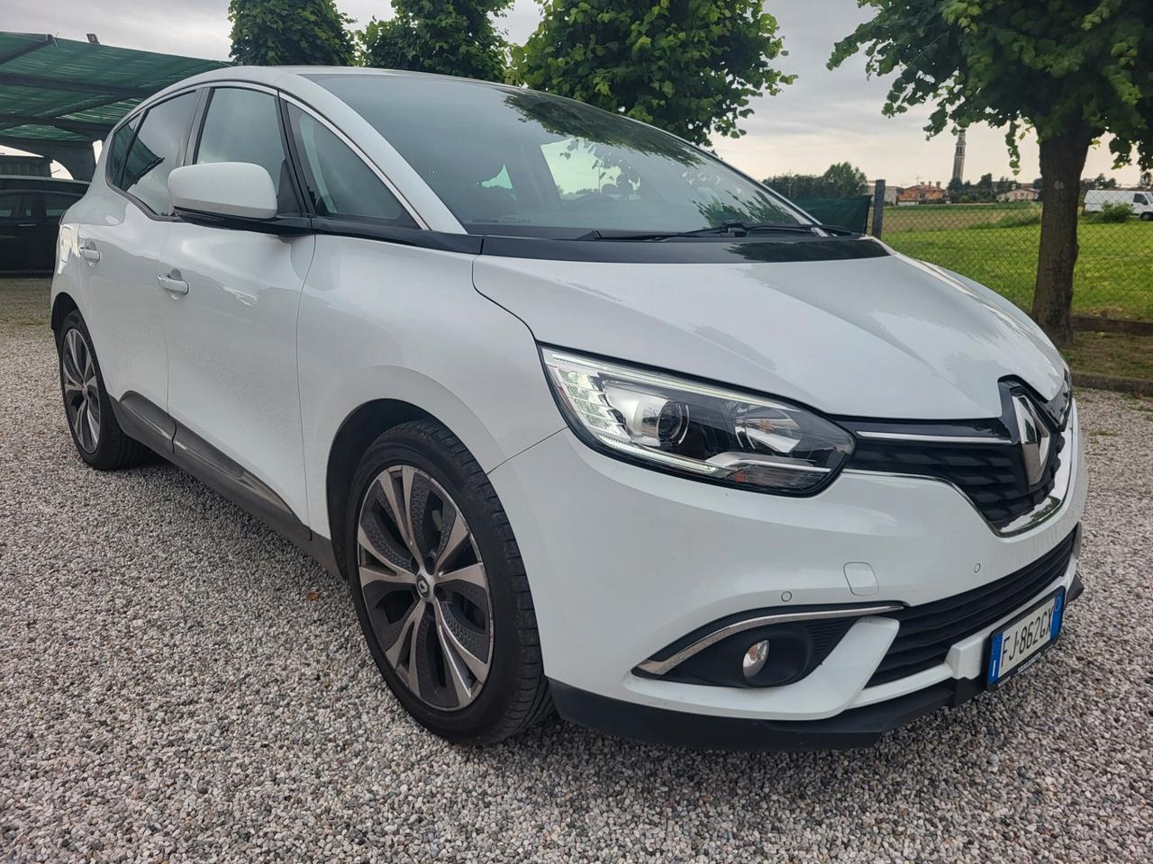 Renault Scenic Scénic dCi 8V 110 CV EDC Energy Bose