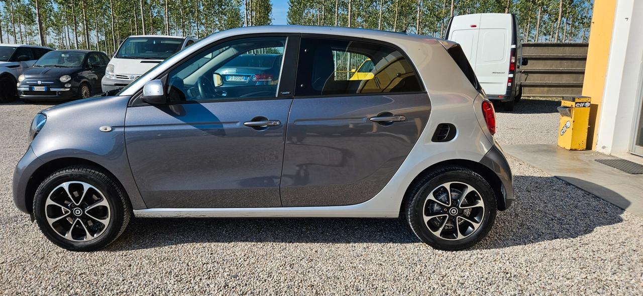 Smart ForFour 70 1.0 Youngster