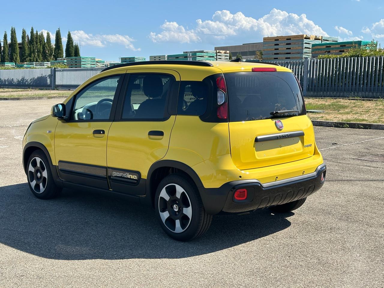 Fiat Panda Pandina 1.0 FireFly 65 CV Hybrid Cross