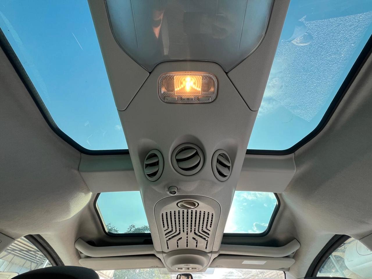 Peugeot Partner Tepee 1.6 HDi 110CV Premium