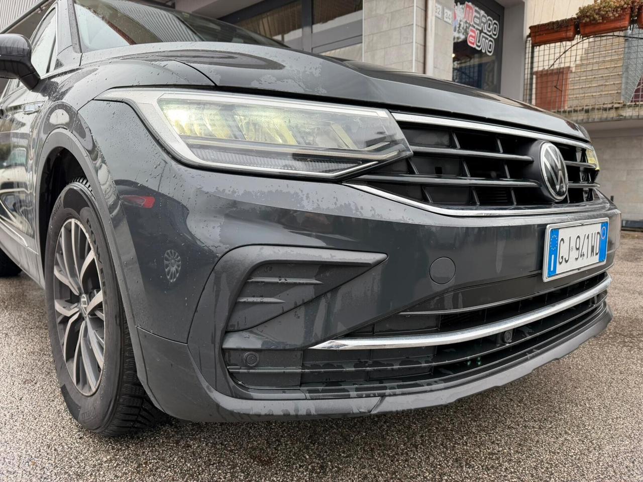 Volkswagen Tiguan 2.0 Diesel Automatica R-Line