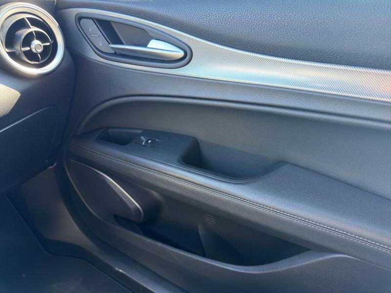 Alfa Romeo Stelvio 2.2 Turbo Diesel 210CV AT8 Q4 Super
