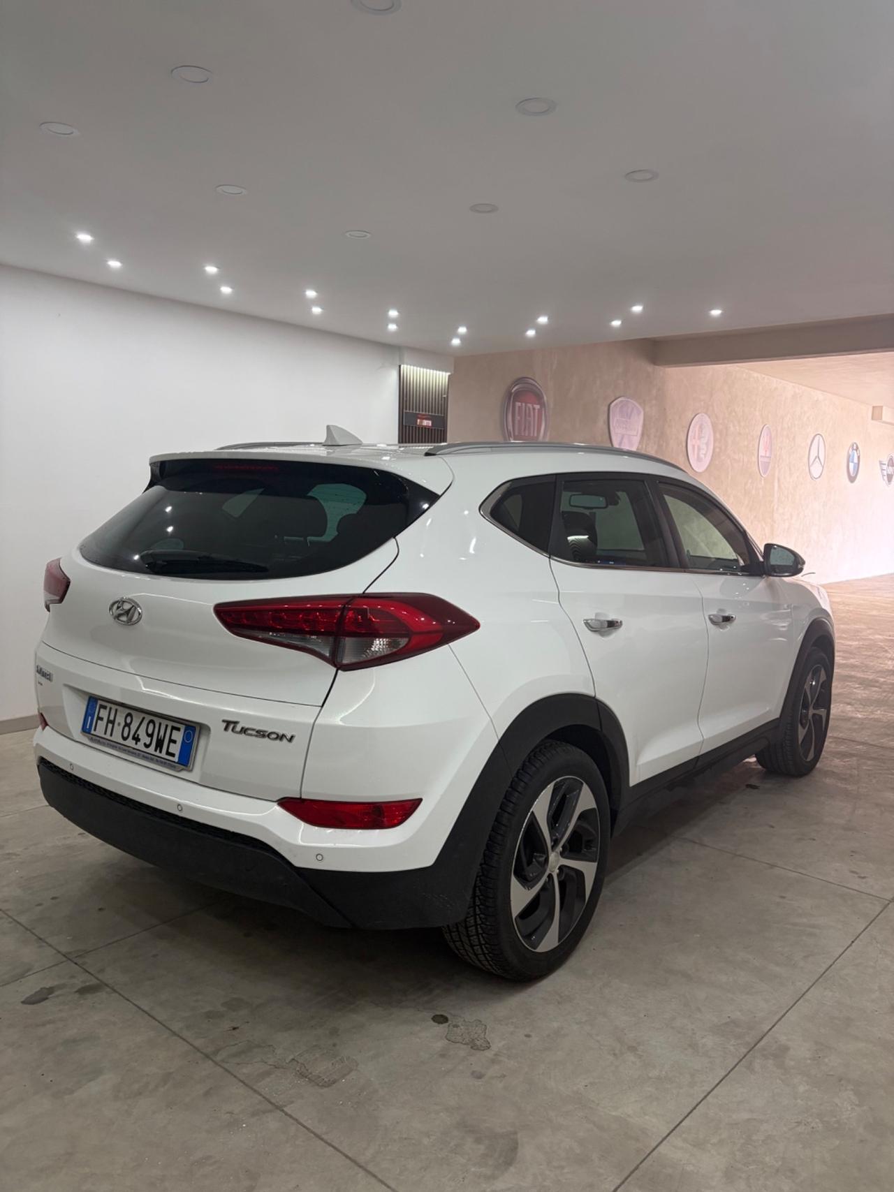 Hyundai Tucson 1.7 CRDi Sound Edition