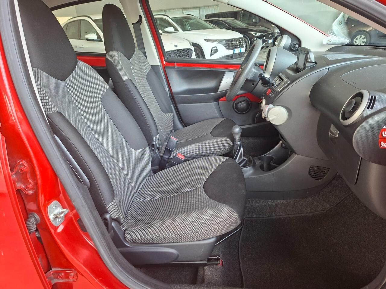 Toyota Aygo 1.0 12V VVT-i 5 porte Active Connect