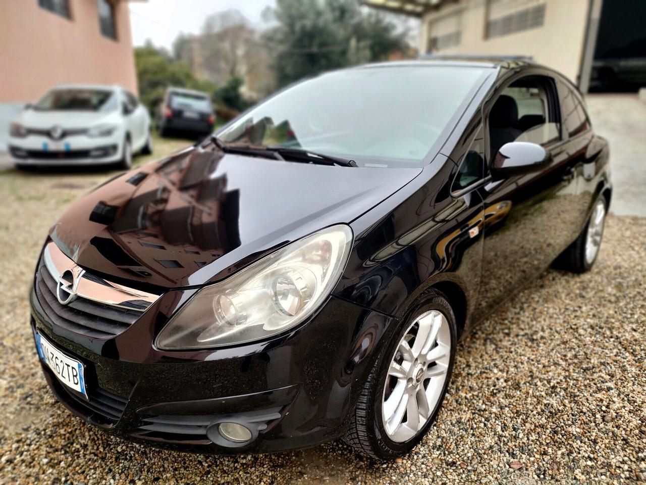 Opel Corsa 1.2 3 porte Sport