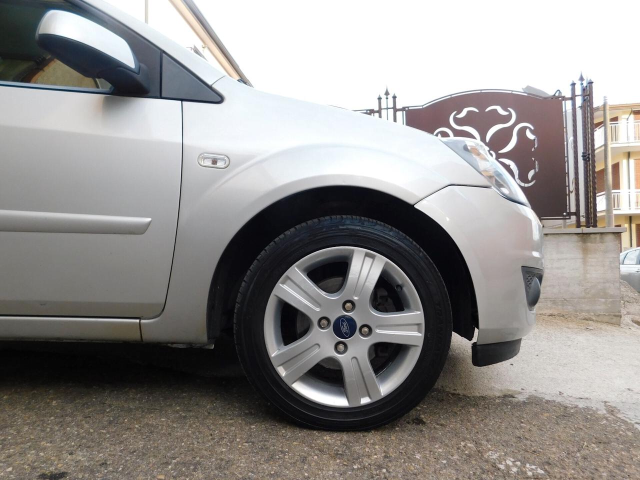 FIESTA 1.4 TDCi 50Kw 5porte Titanium