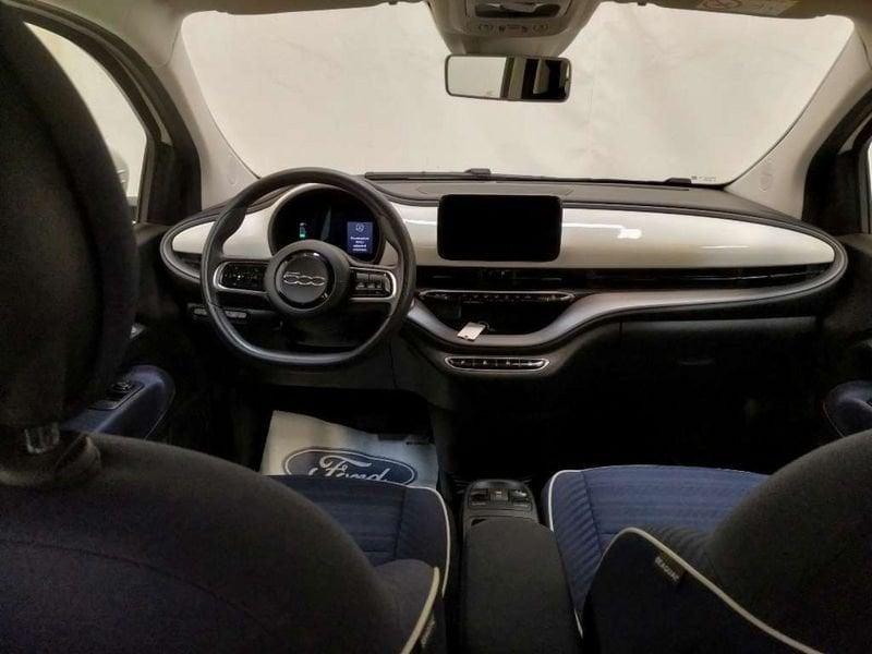 FIAT 500 500e 42 kWh Passion