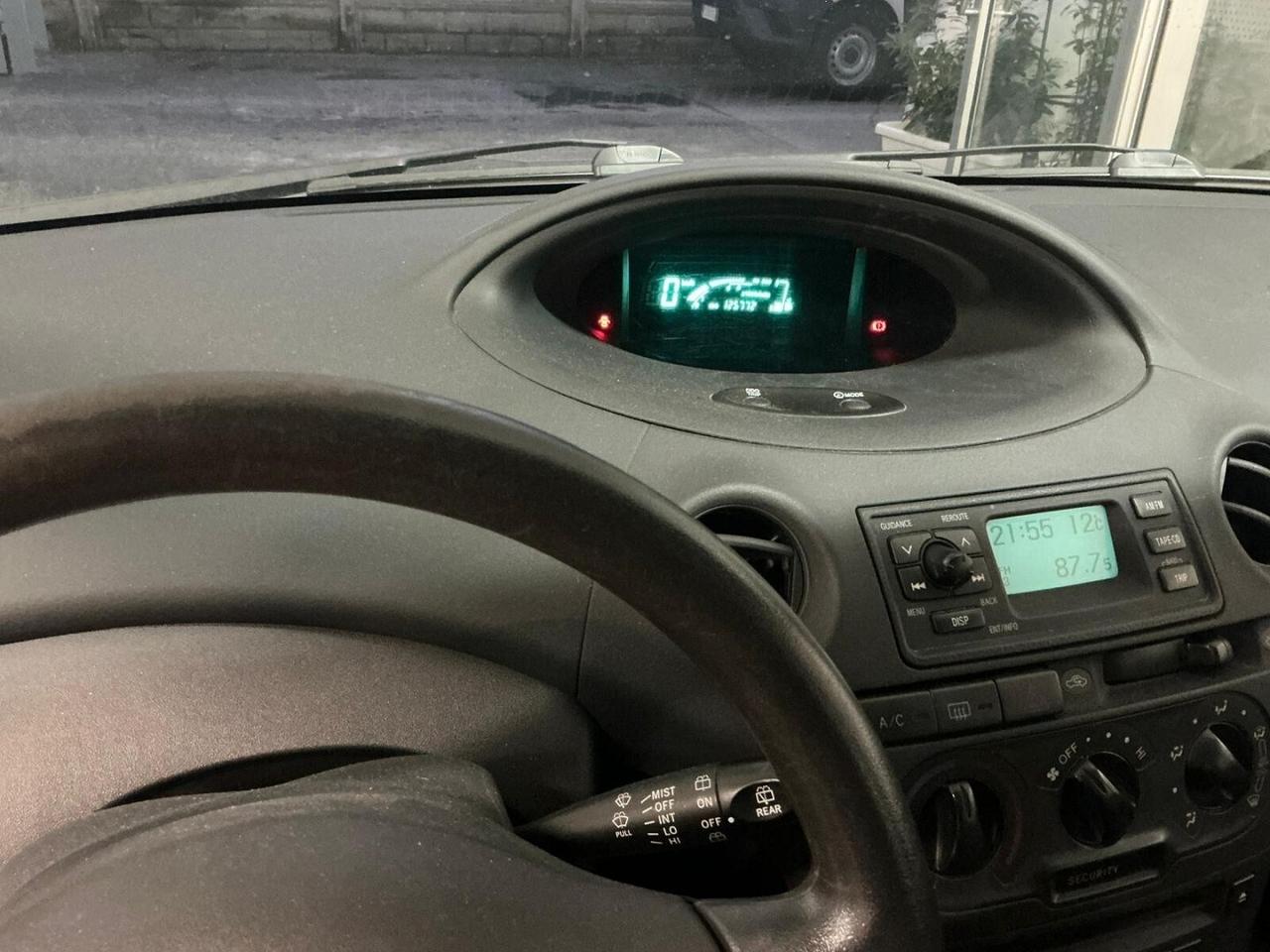 Toyota Yaris 1.0i 16V cat 5 porte 2004