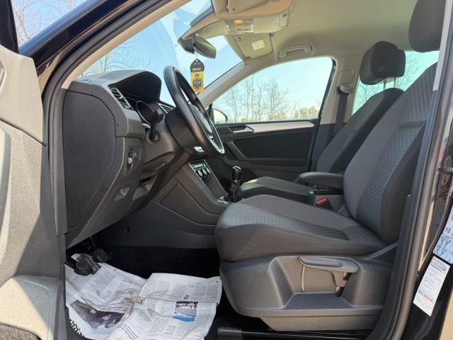 VOLKSWAGEN Tiguan R-LINE unicpro/GARANZIA 12 mesi