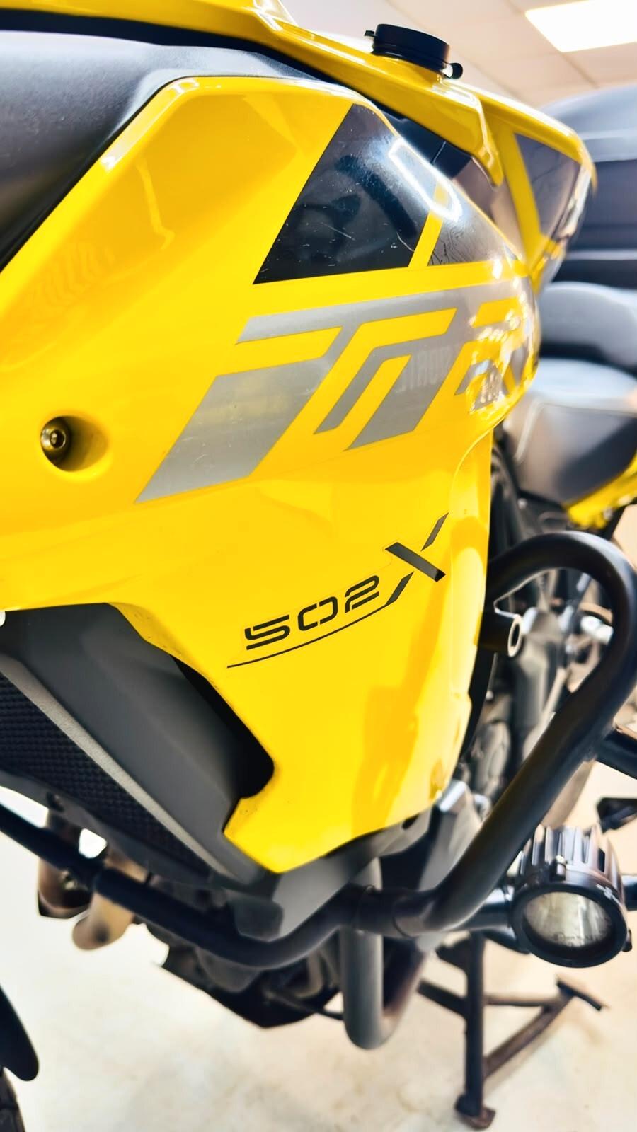 Benelli TRK 502 x