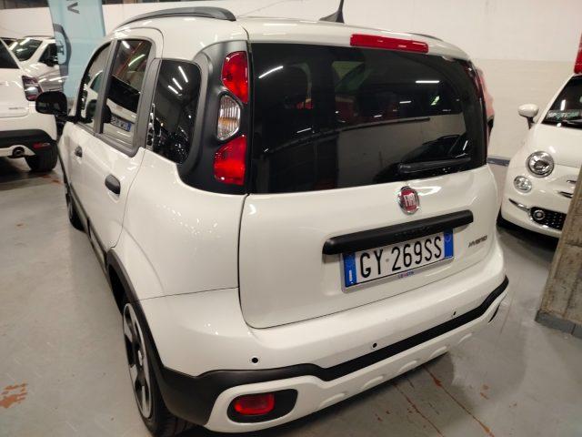 FIAT Panda 1.0 FireFly S&S Hybrid Pandina