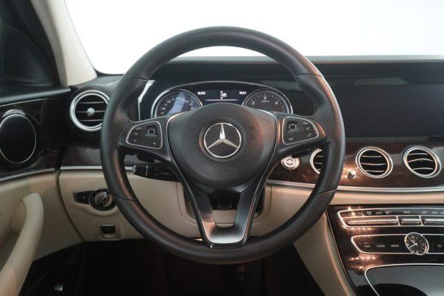 MERCEDES-BENZ CLA sse E E 220d S.W. 4Matic Auto Business Sport