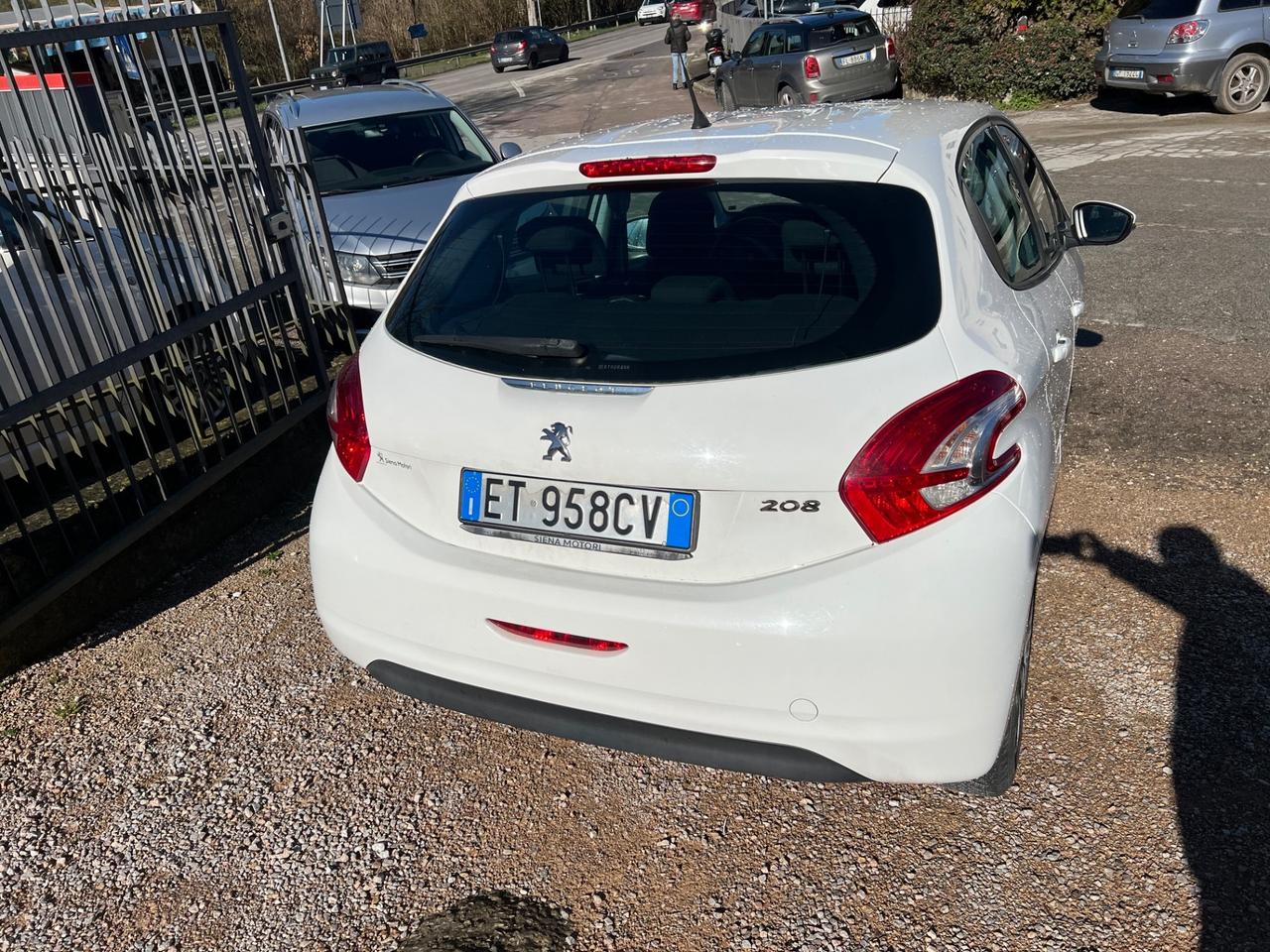 Peugeot 208 1.4 HDi 68 CV 5 porte Van