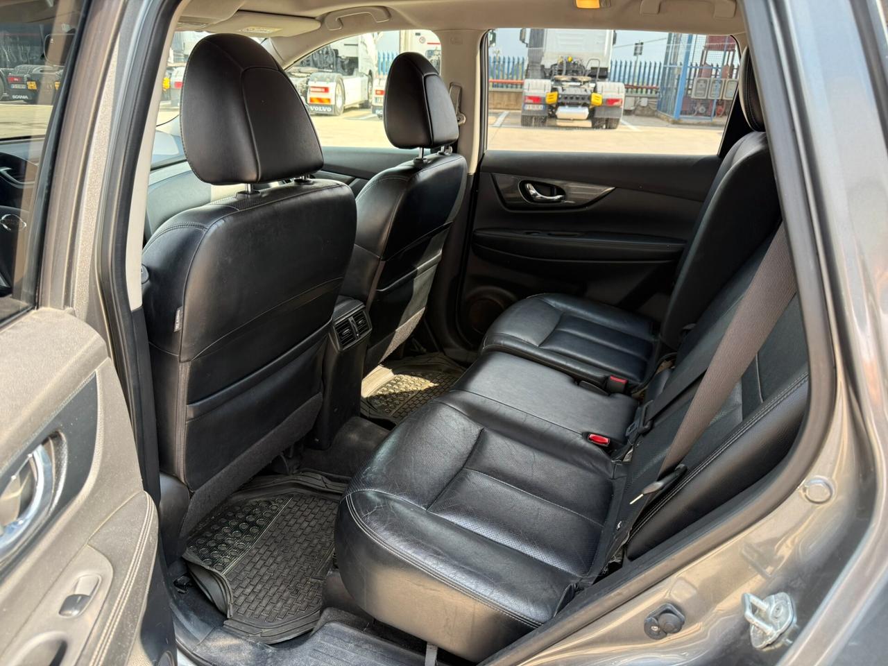 Nissan X-Trail 1.6 dCi 2WD Tekna