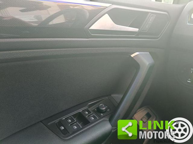 VOLKSWAGEN Tiguan 2.0 TDI 150 CV SCR DSG Elegance