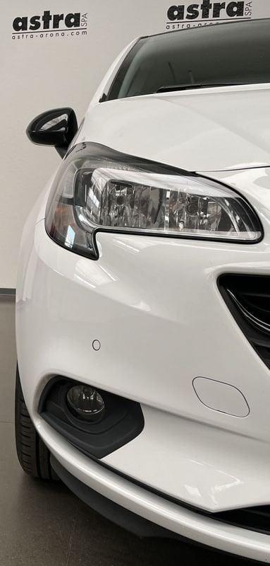 Opel Corsa 1.4 90CV GPL Tech 5 porte Black Edition