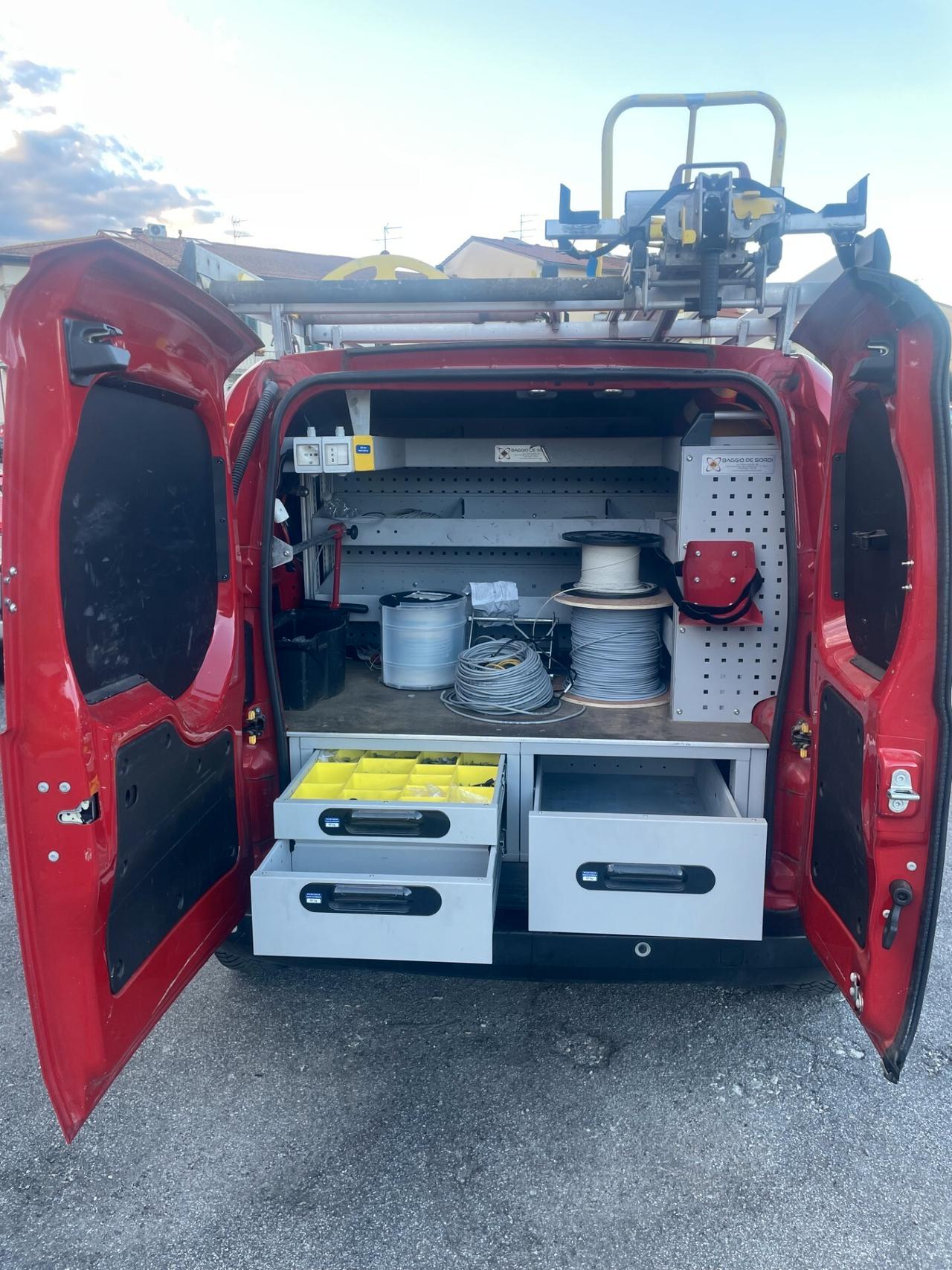 Fiat Fiorino 1.3 MJT 95CV Cargo Adventure ALLESTITO garantito