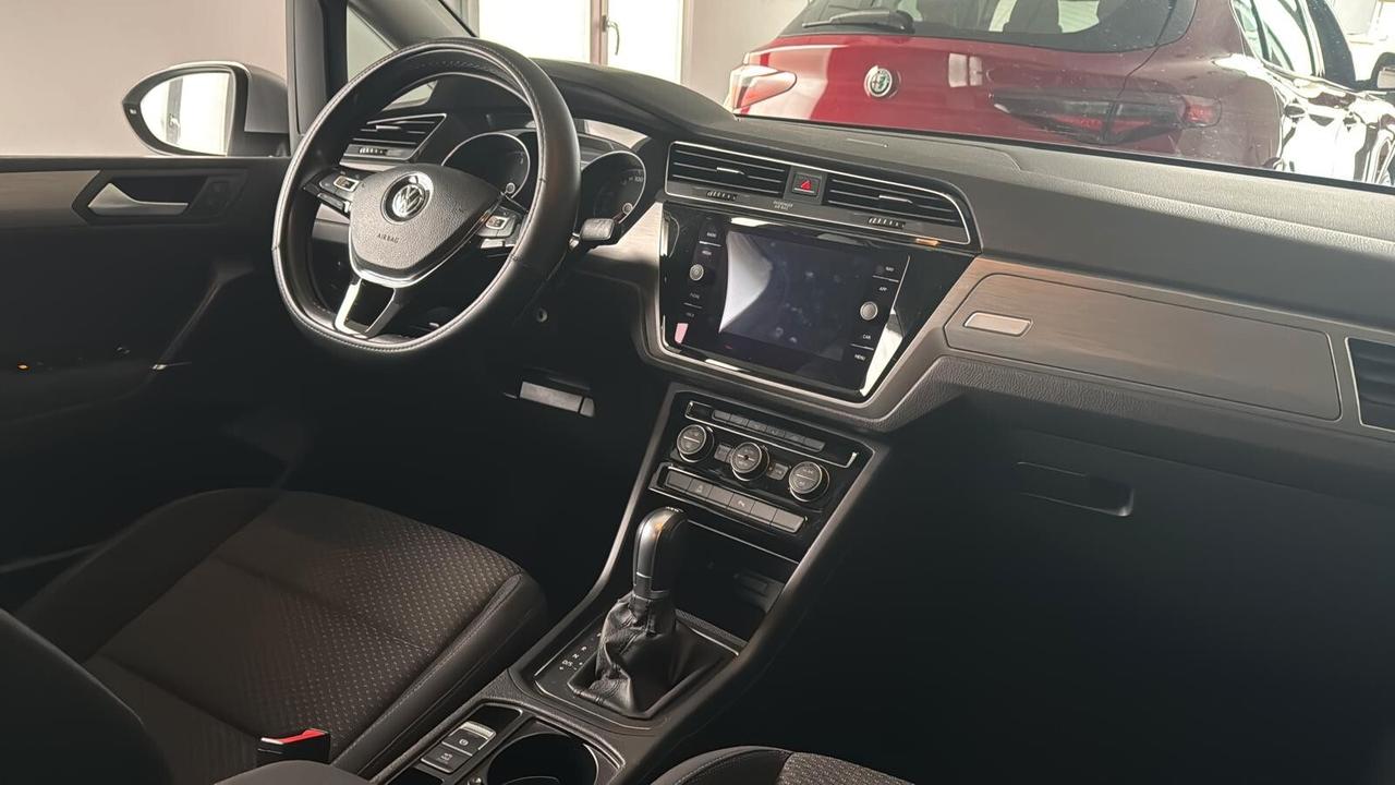 Volkswagen Touran 1.6 TDI 115 CV SCR DSG Comfortline BlueMotion Tech.