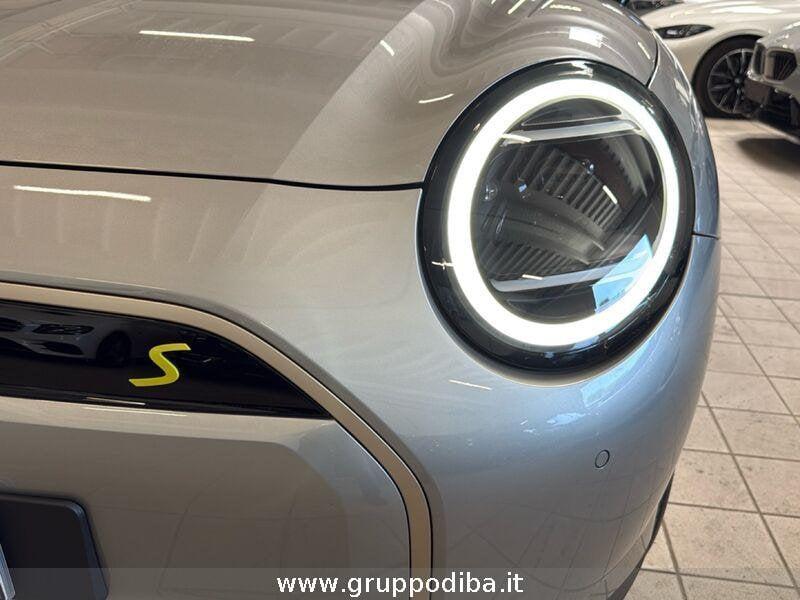 MINI Cooper Mini J01 All-Electric Mini SE Favoured