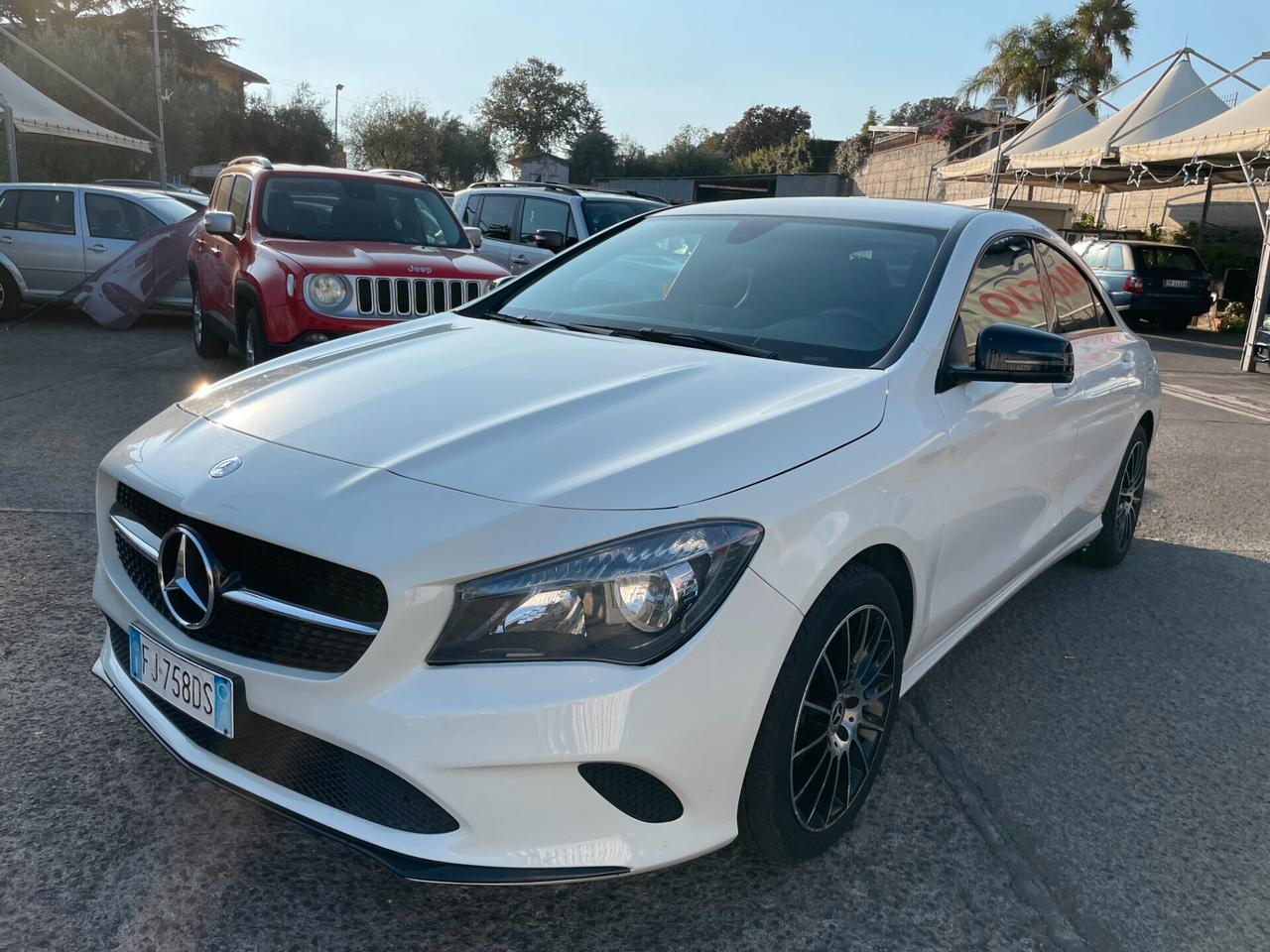 Mercedes-benz CLA 200 d Premium
