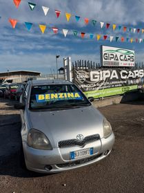 Toyota Yaris 1.0i 16V cat 5 porte Sol