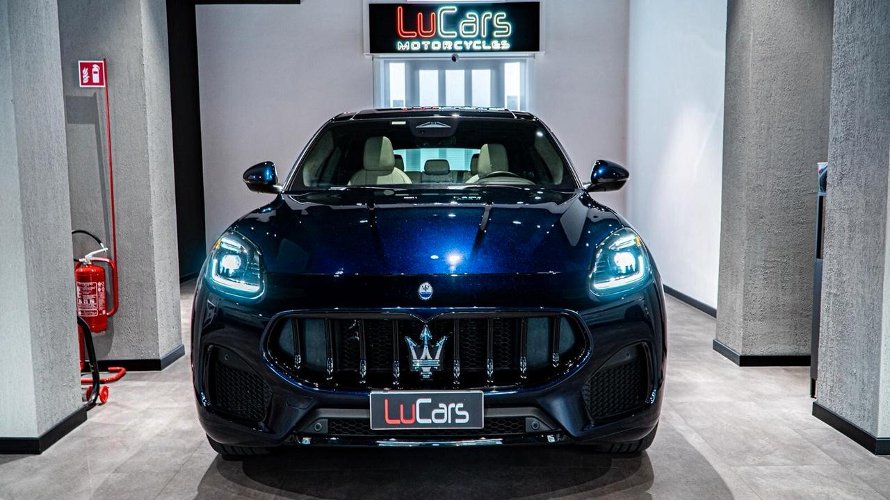 Maserati Grecale MHEV 330 CV AWD Modena