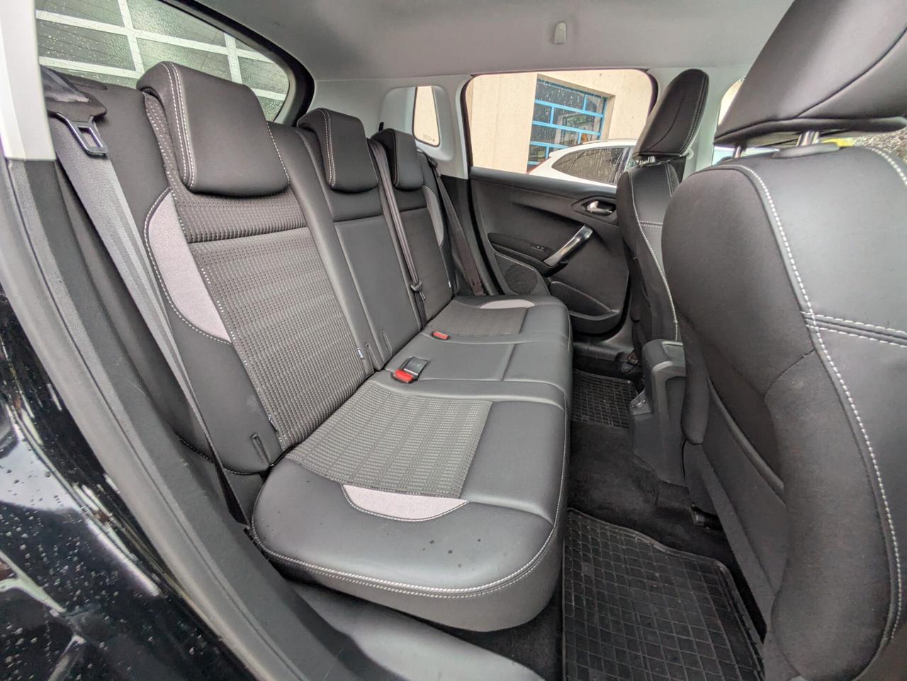 PEUGEOT 2008 ALLURE 1.6 BlueHDi 120cv