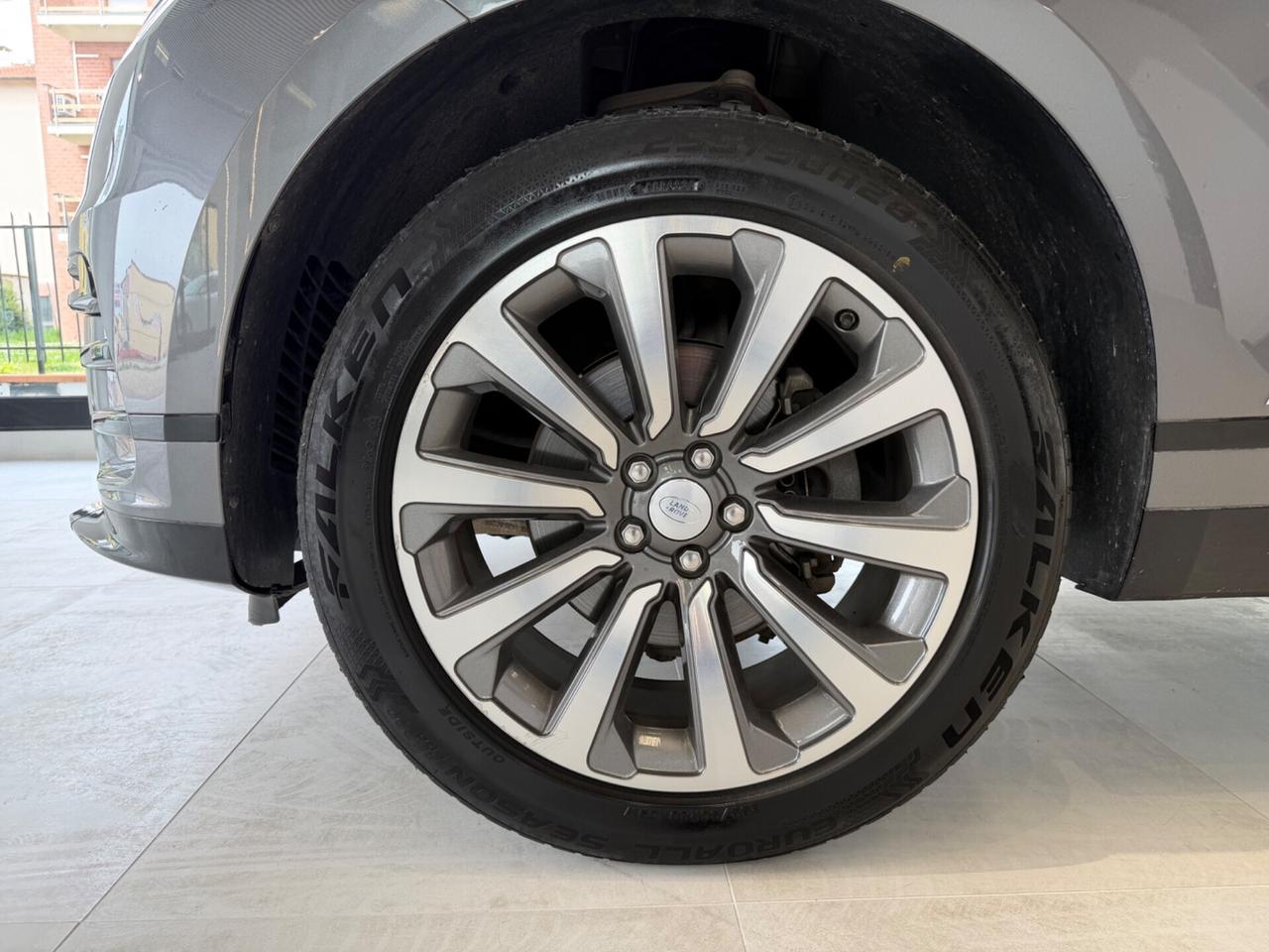 Range Rover Velar 2.0D I4 240 CV R-Dynamic HSE