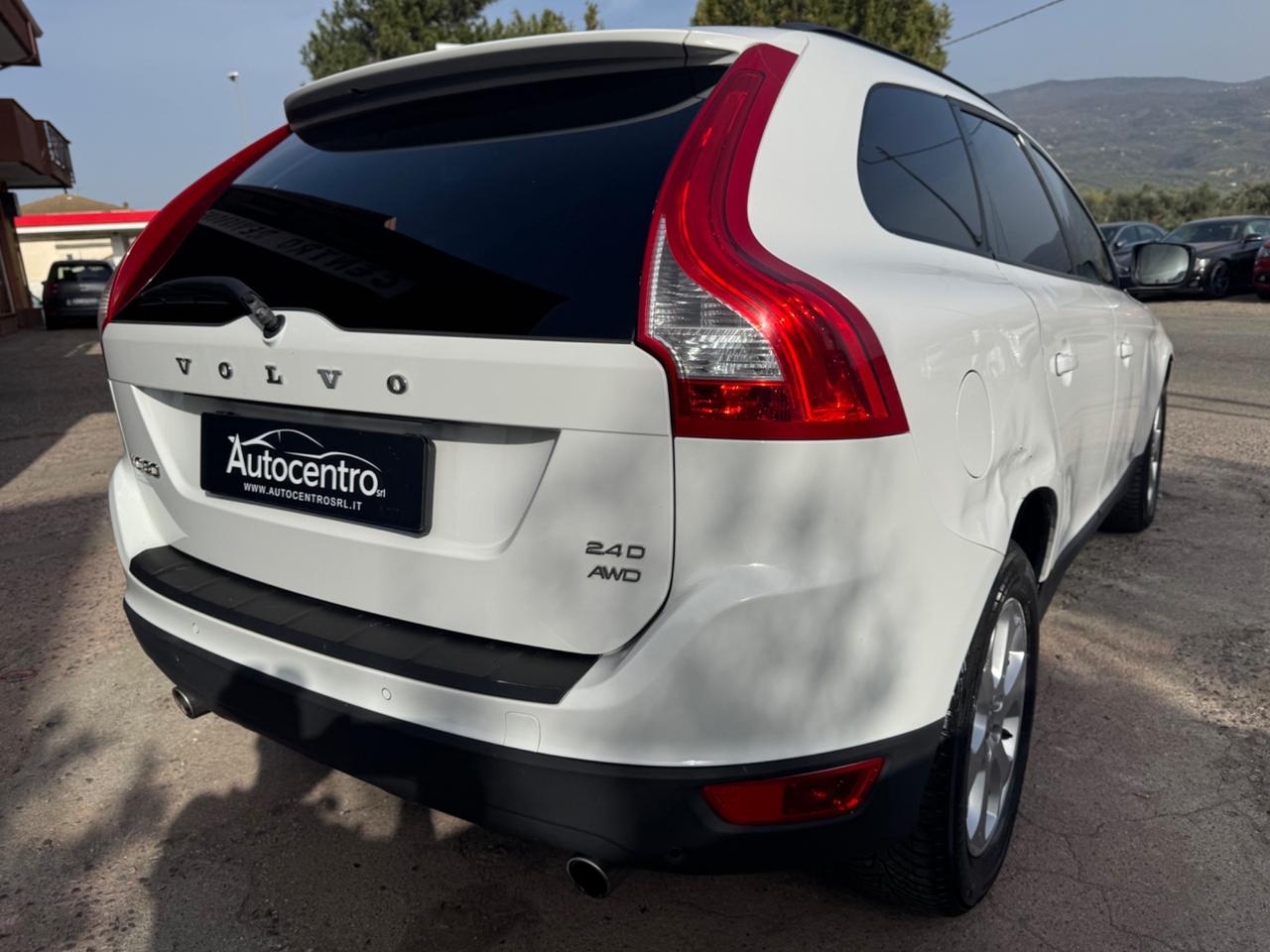 Volvo XC 60 XC60 D5 AWD Geartronic Kinetic