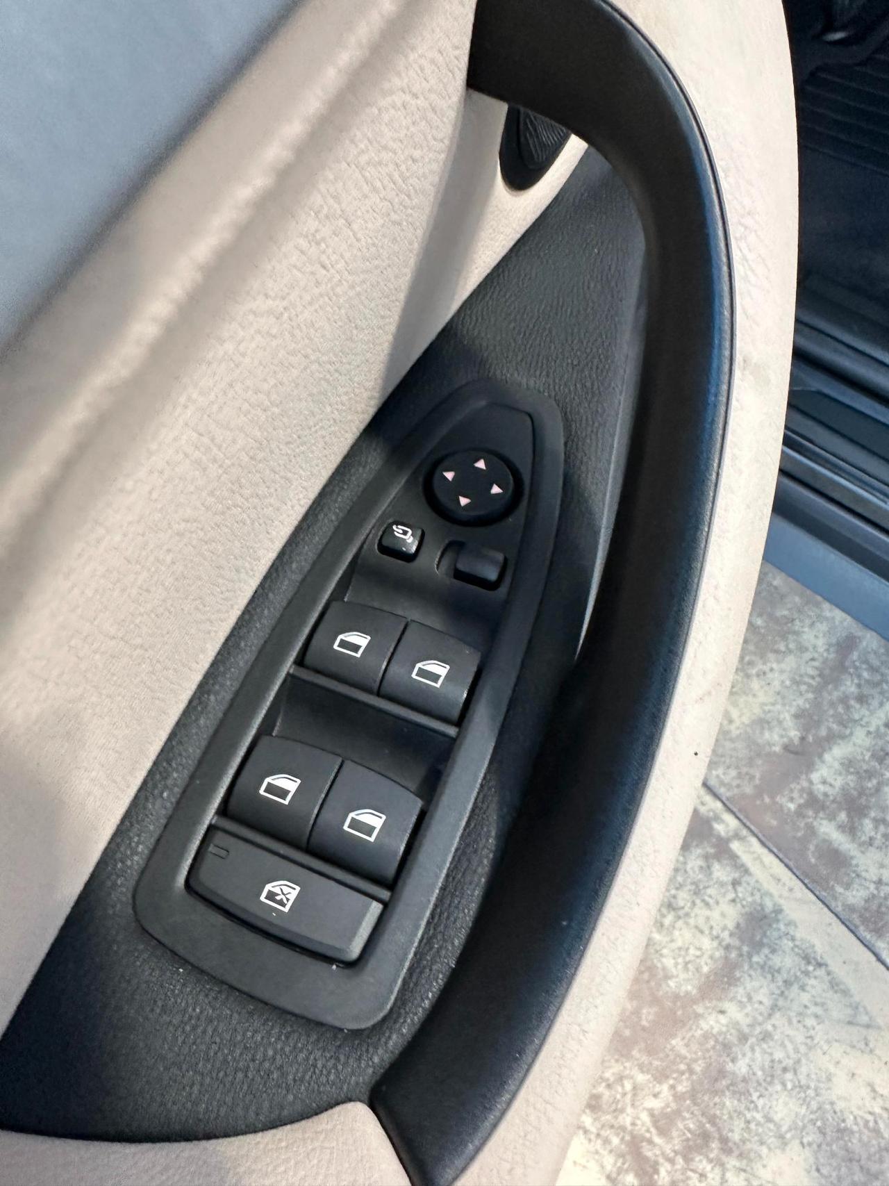 BMW X1 xdrive25e Plug-in Business Advantage - Camera - IVA