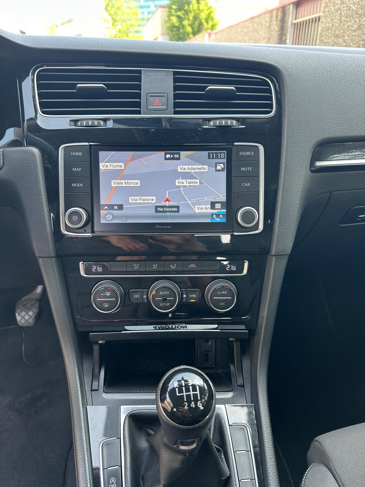 Volkswagen Golf 2.0 TDI 5p. 4MOTION Highline BlueMotion Tech.