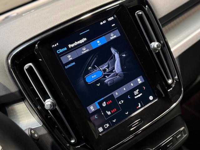 VOLVO XC40 B3 automatico Plus Bright