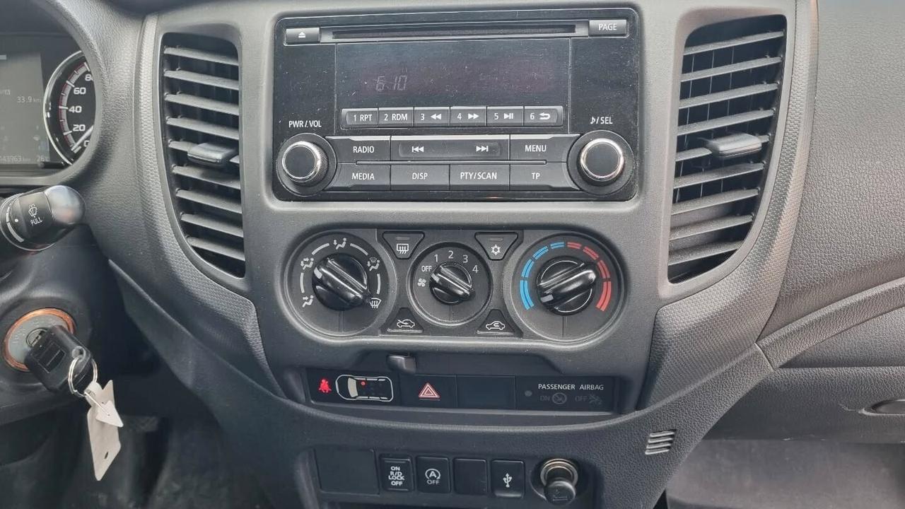 Mitsubishi L200 2.3CLUB CAB 4x4 cassone lungo