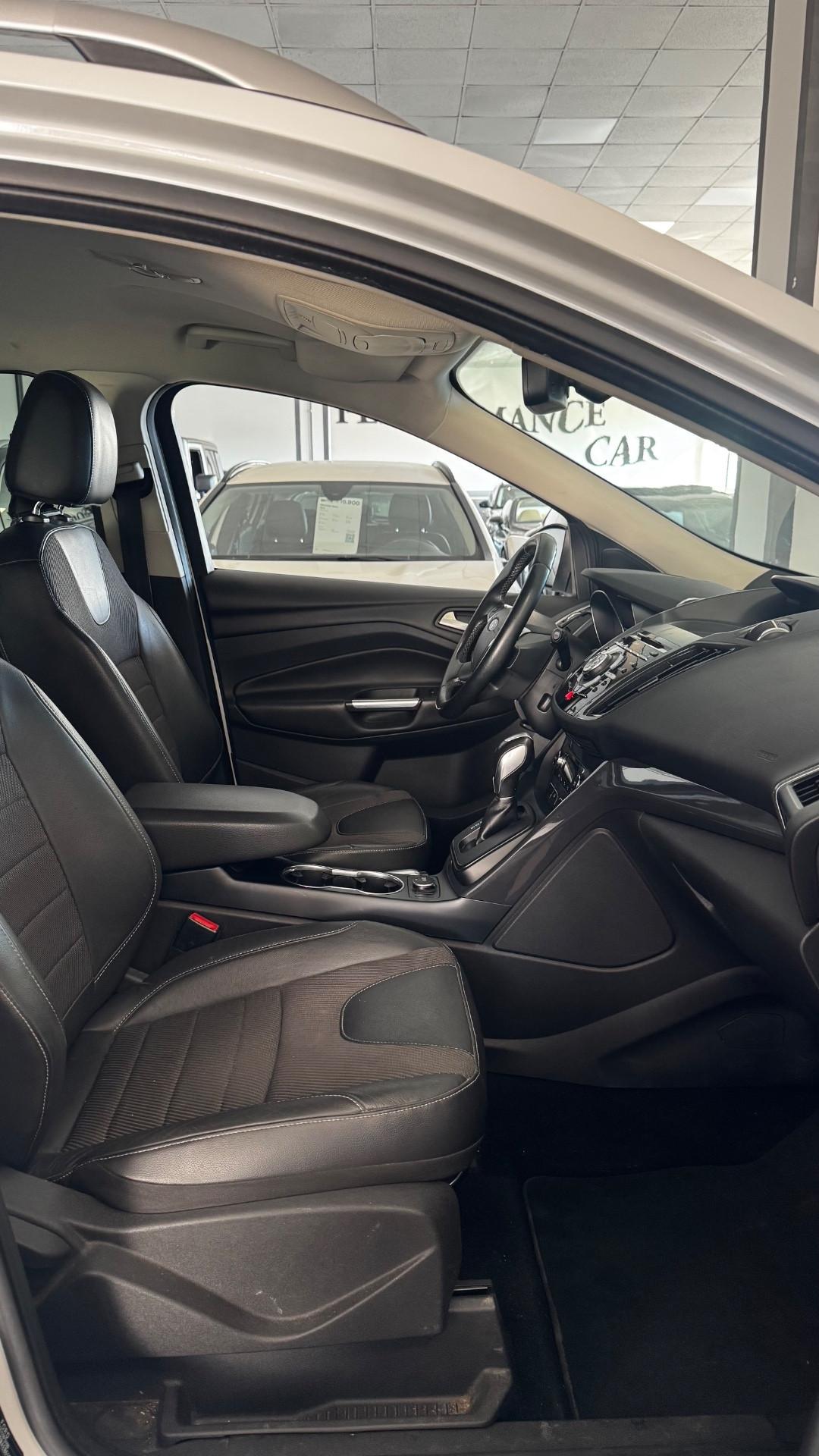 Ford Kuga 2.0 TDCI 163 CV 4WD Powershift Titanium X