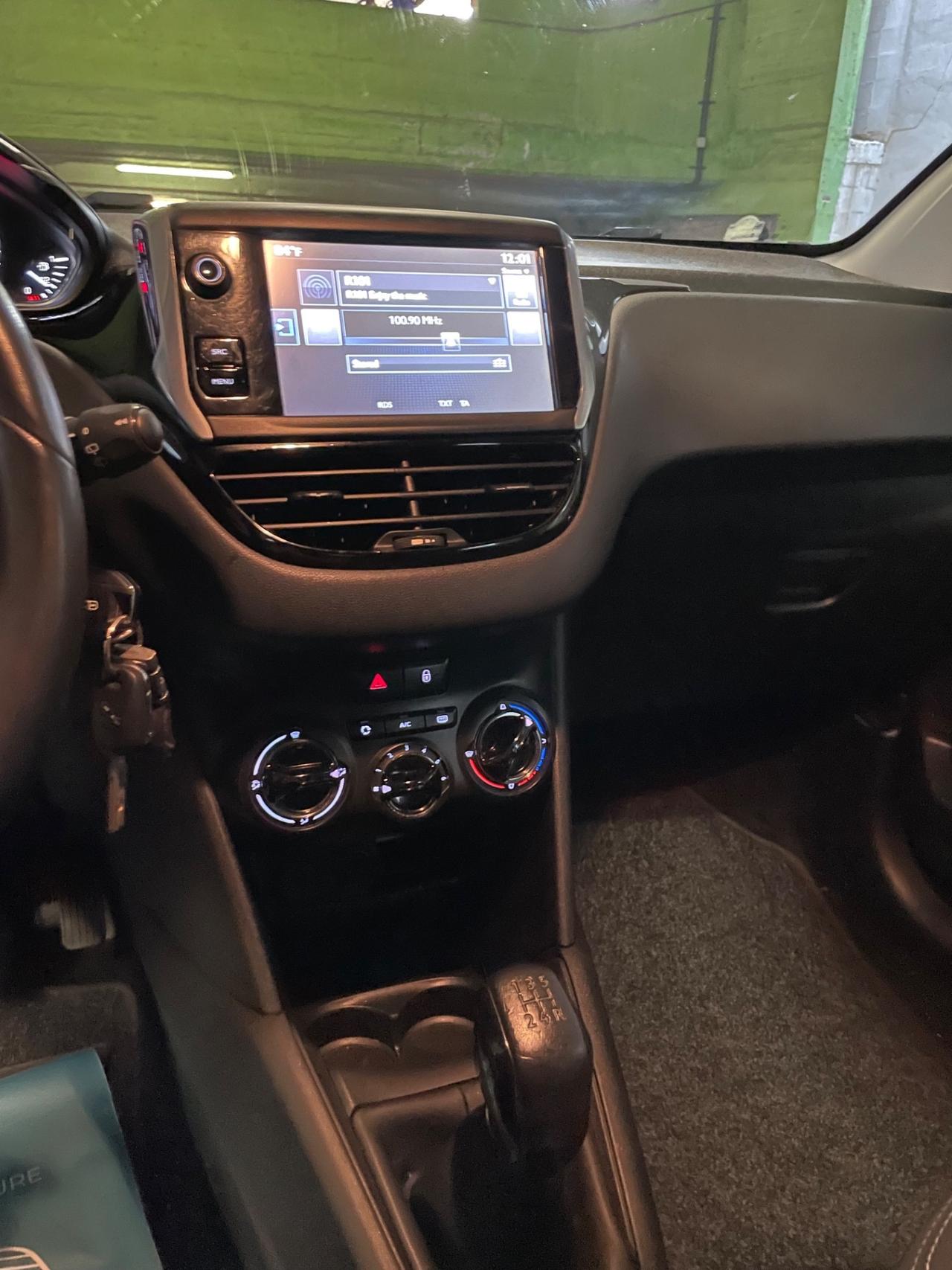 Peugeot 208 1.2 Neopatentati Euro 6