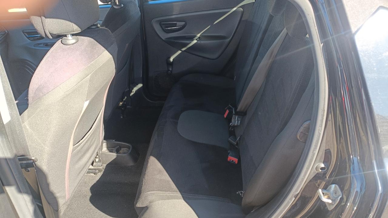Lancia Ypsilon benzina-gpl