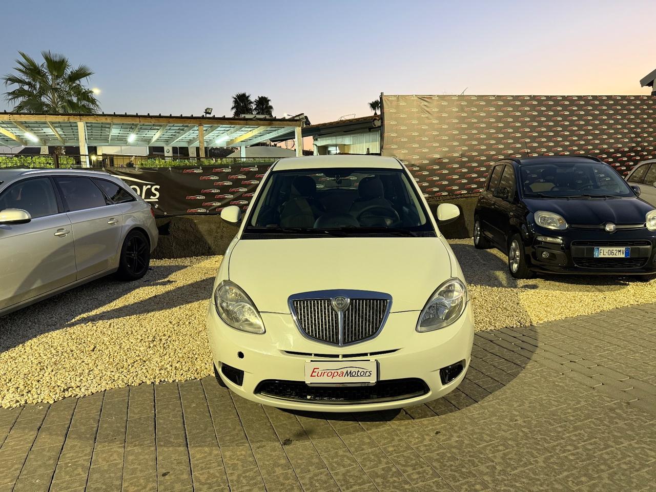 Lancia Ypsilon 1.2 69 CV Elle