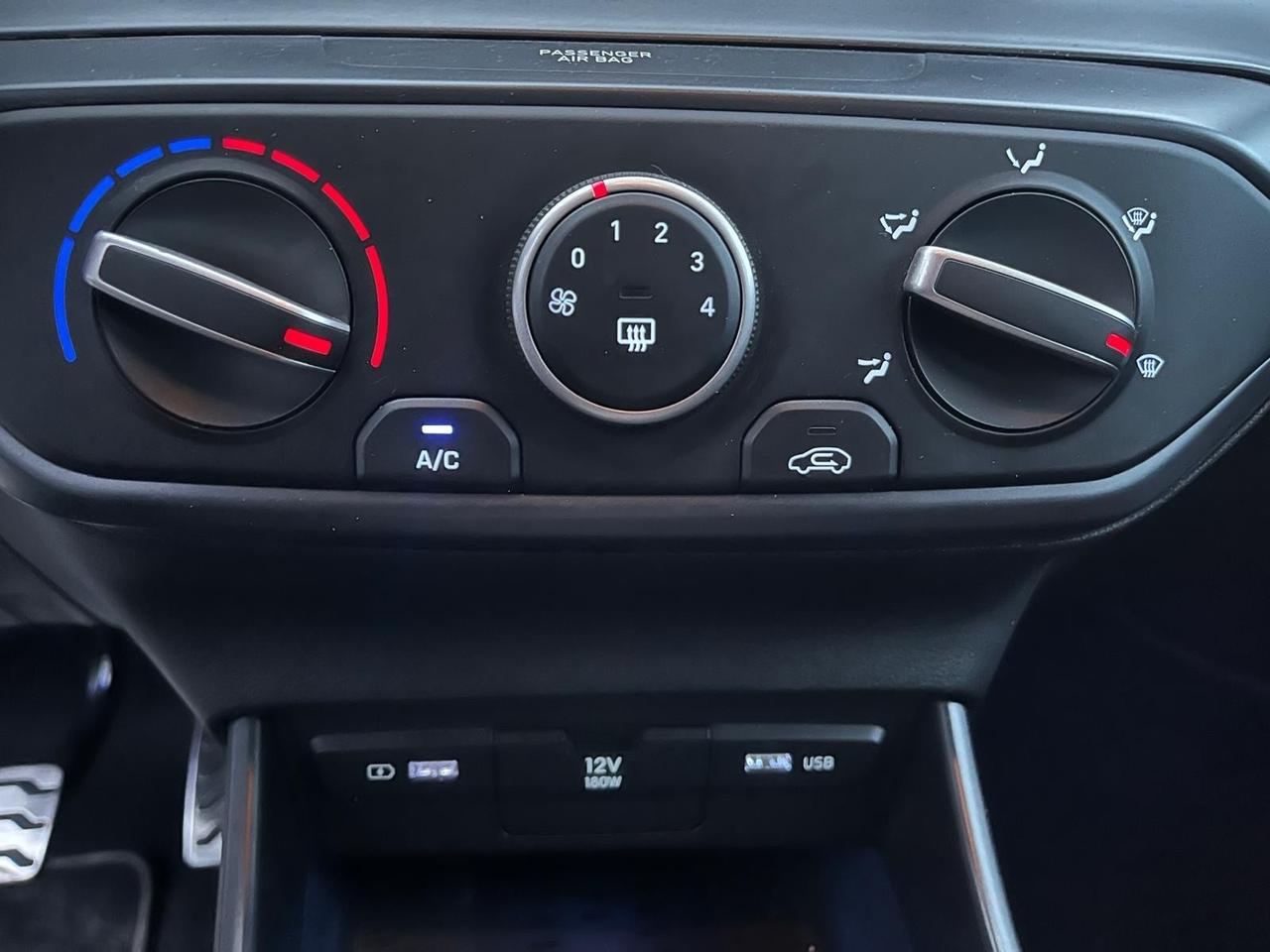 Hyundai bayon 1.2 hpi/benz-xline-full-2023