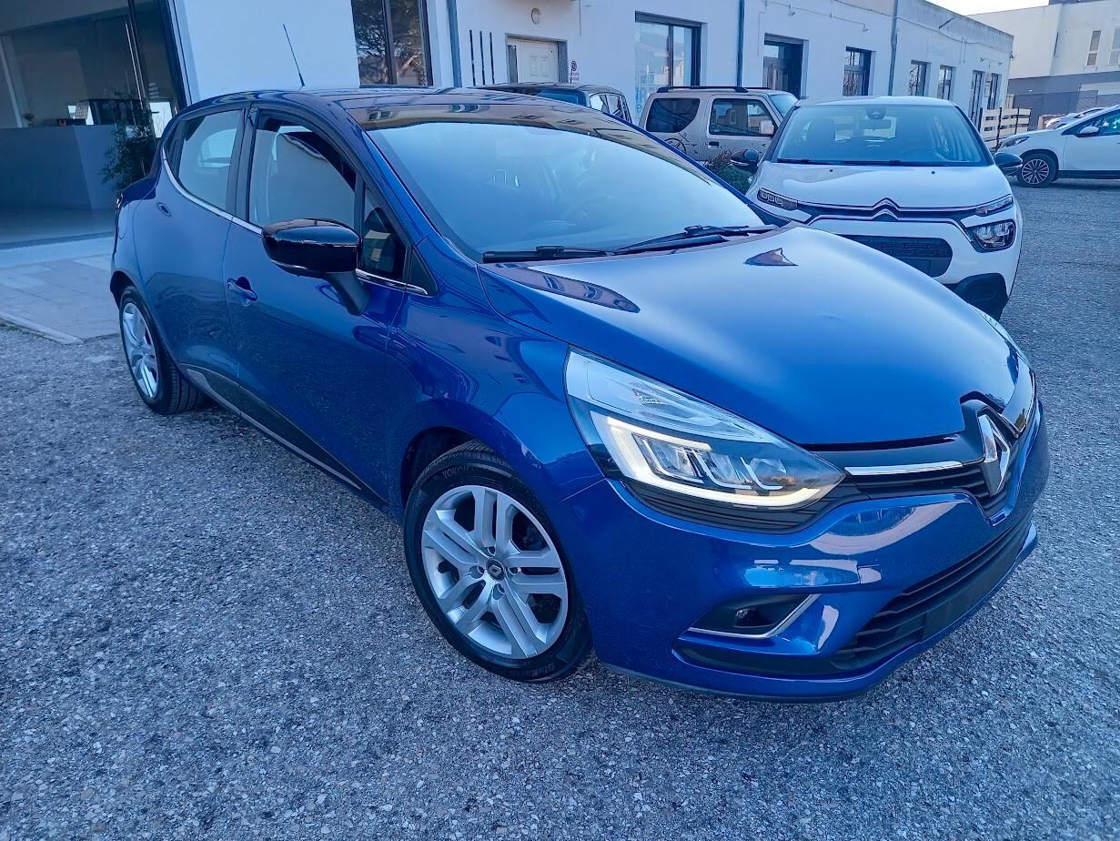 Renault Clio dCi 8V 90 CV 5 porte Moschino Zen