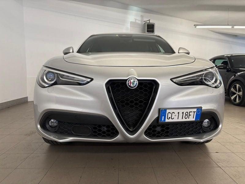 Alfa Romeo Stelvio 2.2 Turbodiesel 210 CV AT8 Q4 Veloce