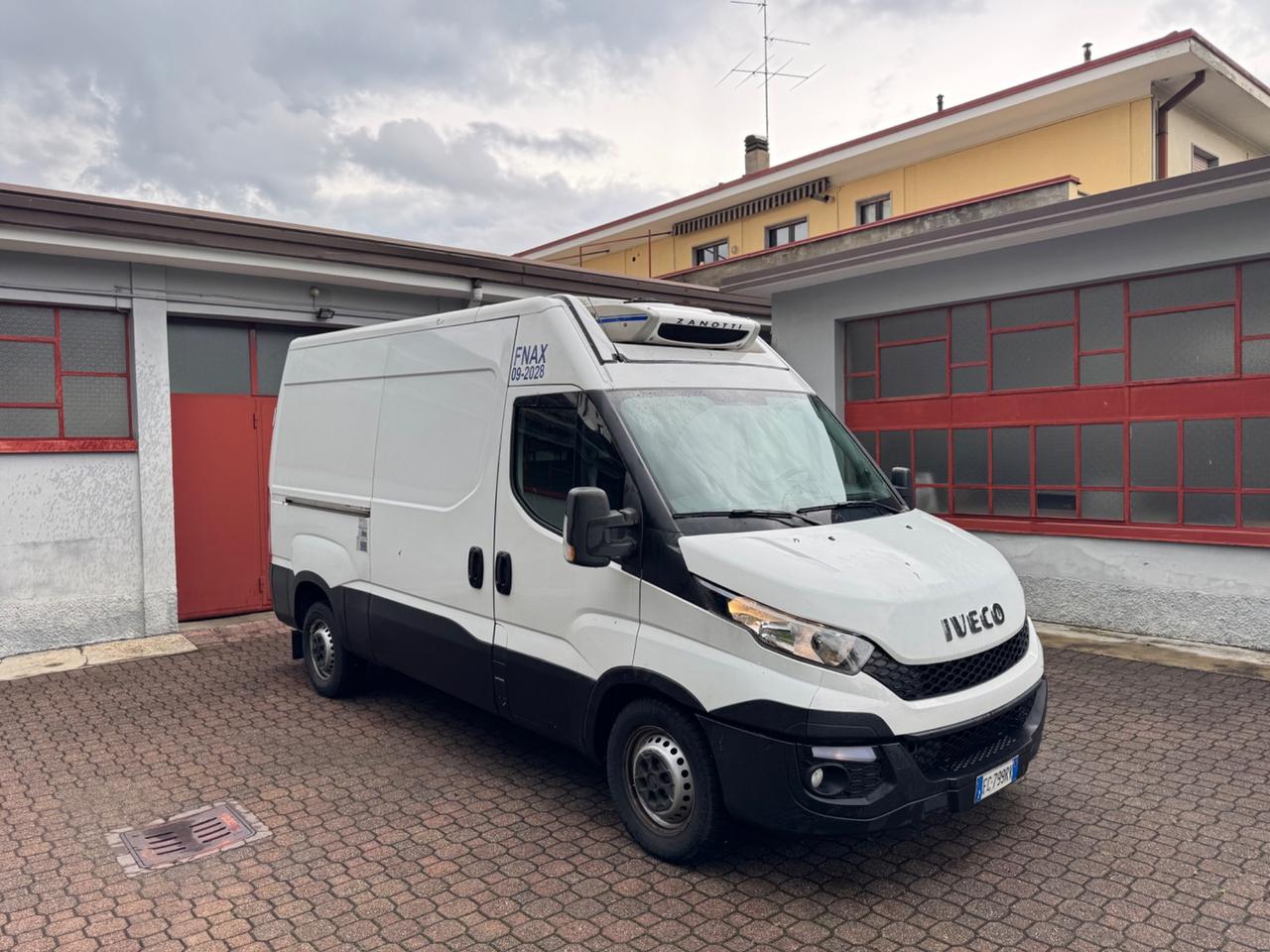 IVECO DAILY FRIGORIFERO
