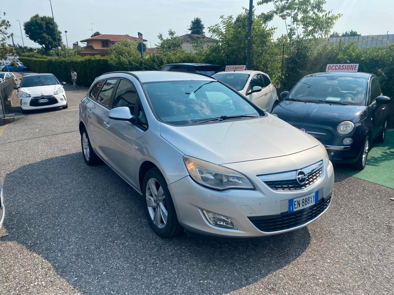 Opel Astra 1.7 CDTI 110CV Sports Tourer Cosmo