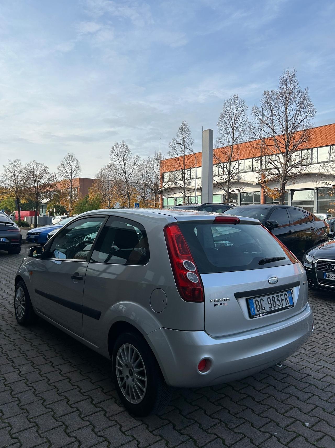 Ford Fiesta 1.4 TDCi 3p. Ghia Neopatentati