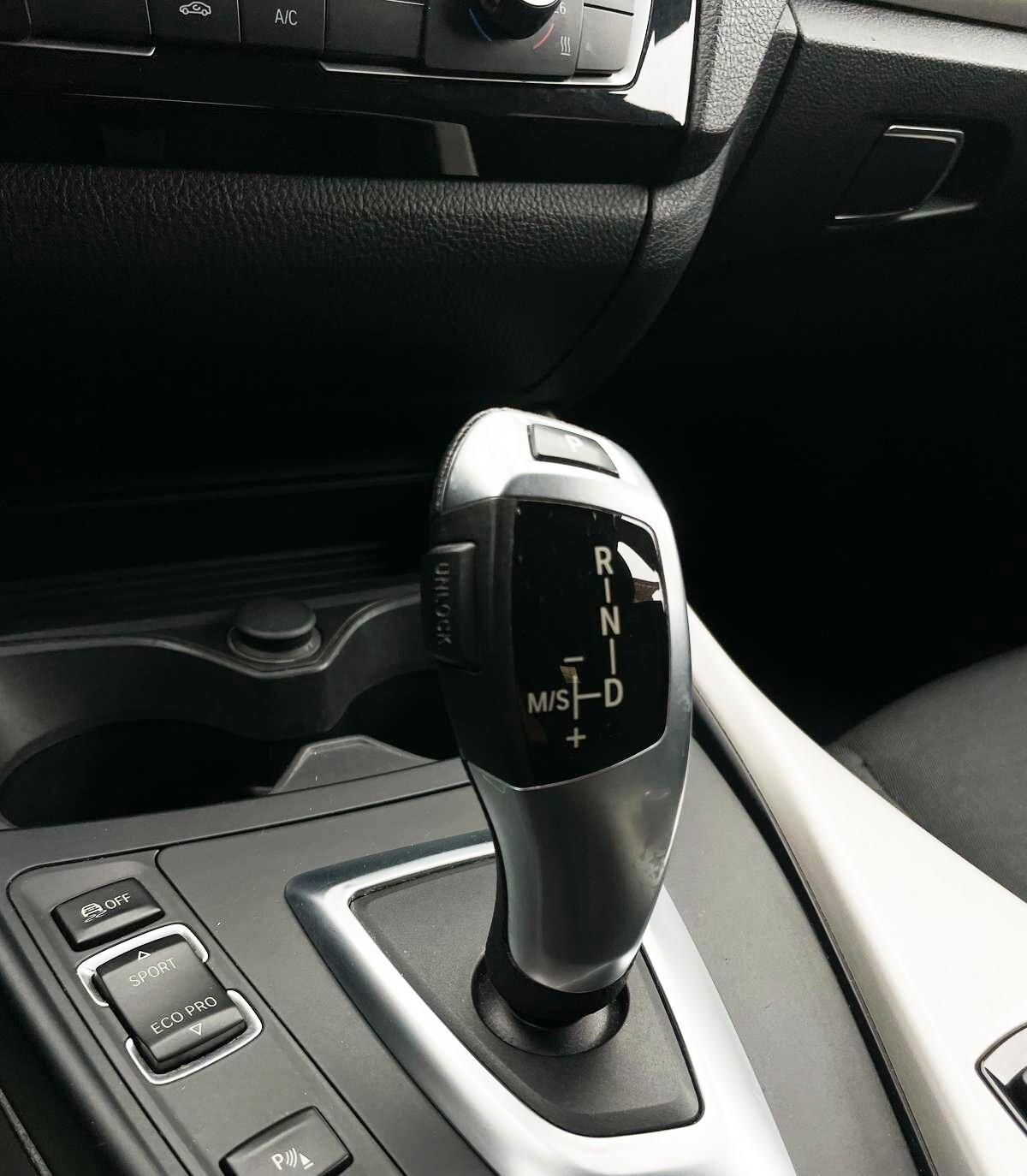 Bmw 116 116d 5p. Urban