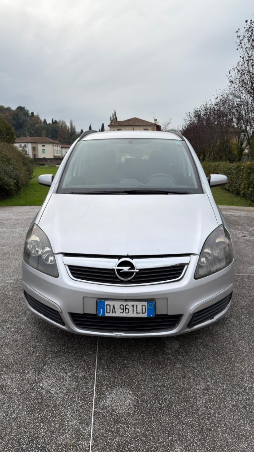 Opel Zafira 1.9 16V CDTI 150CV Cosmo