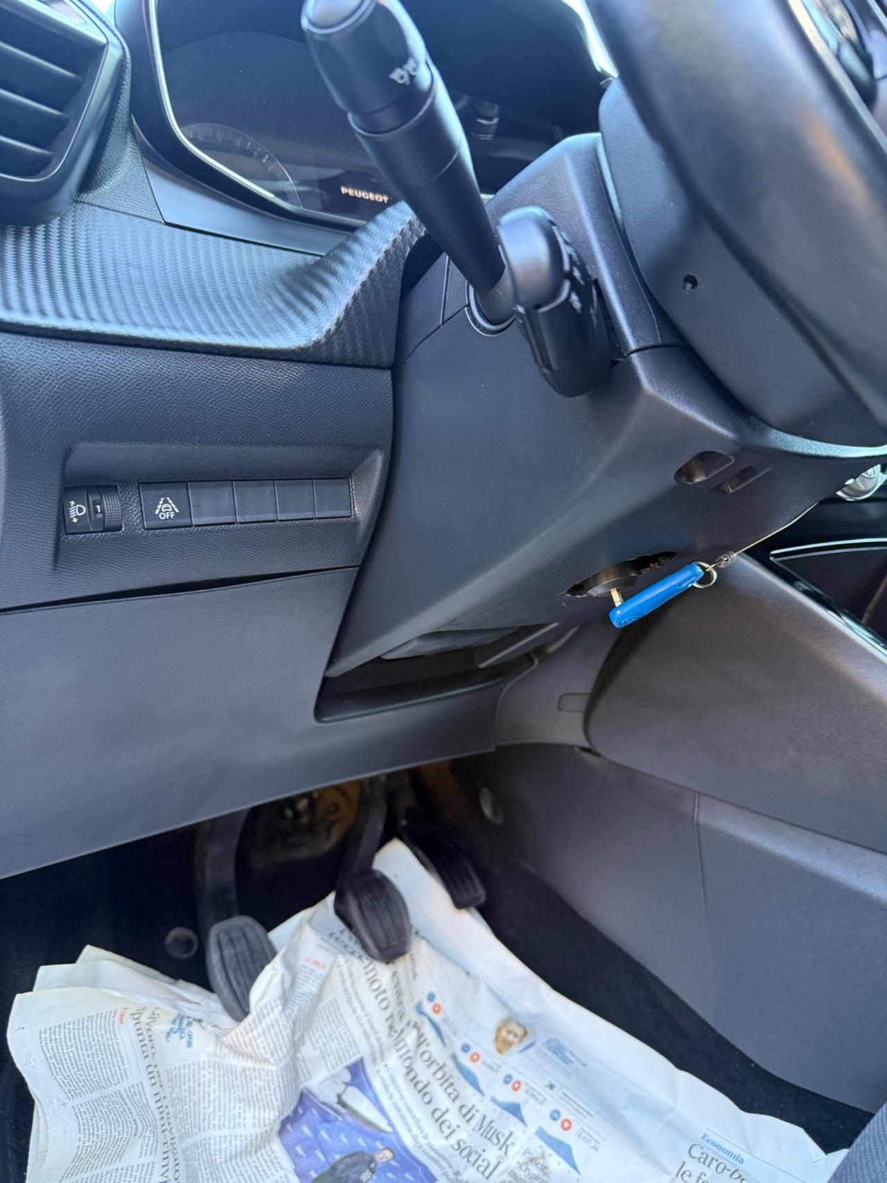 Peugeot 208 BlueHDI 100cv 5 porte S&S