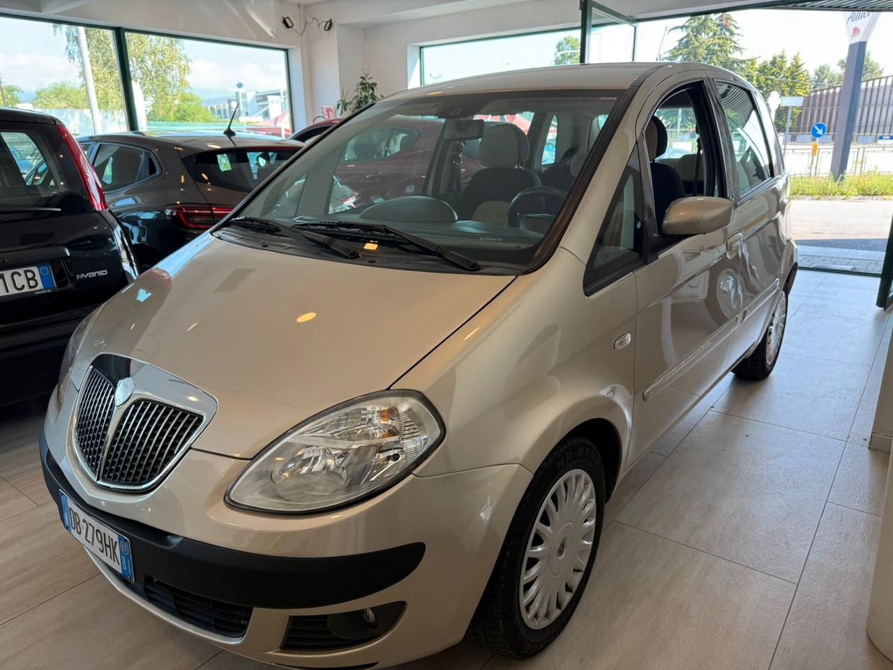 Lancia MUSA 1.4 16V Platino Plus